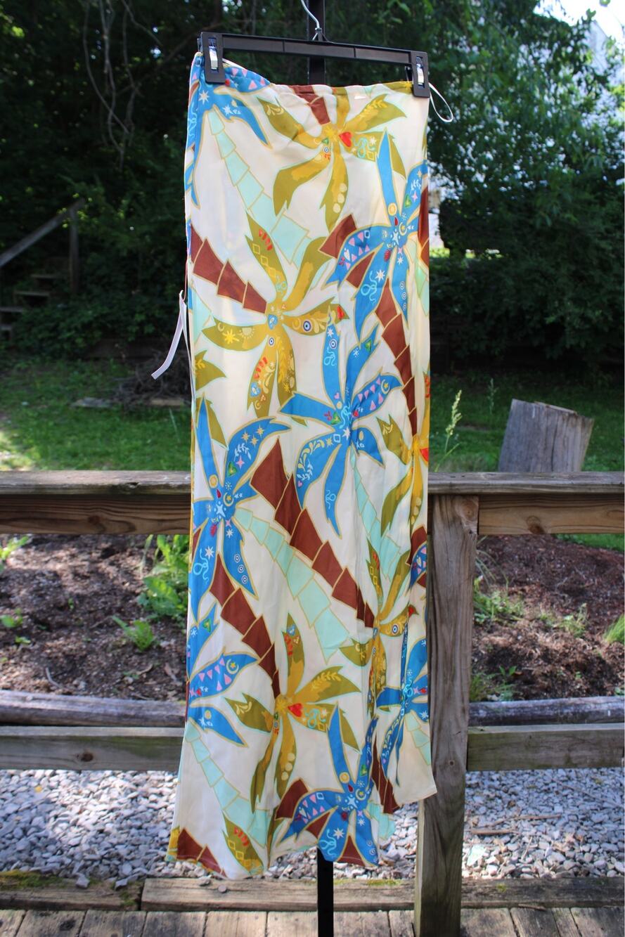 Never Fully Dressed Printed Maxi Skirt | NWT | MSRP $169 | Size US 4